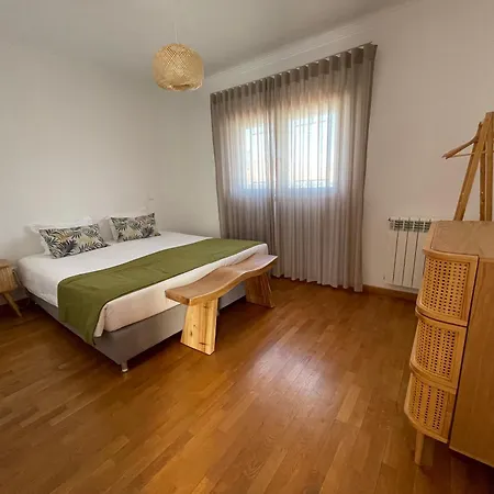 Nyaraló Zulla Moradia T3, Do Norte Nazaré