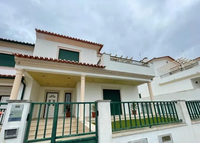 Nyaraló Zulla Moradia T3, Do Norte *